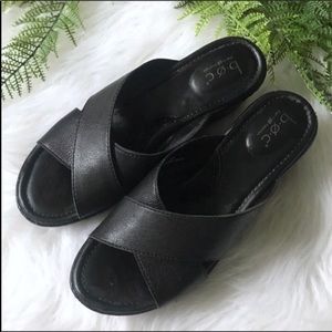 FINAL boc Leather Platform Sandals Size 8 Black
